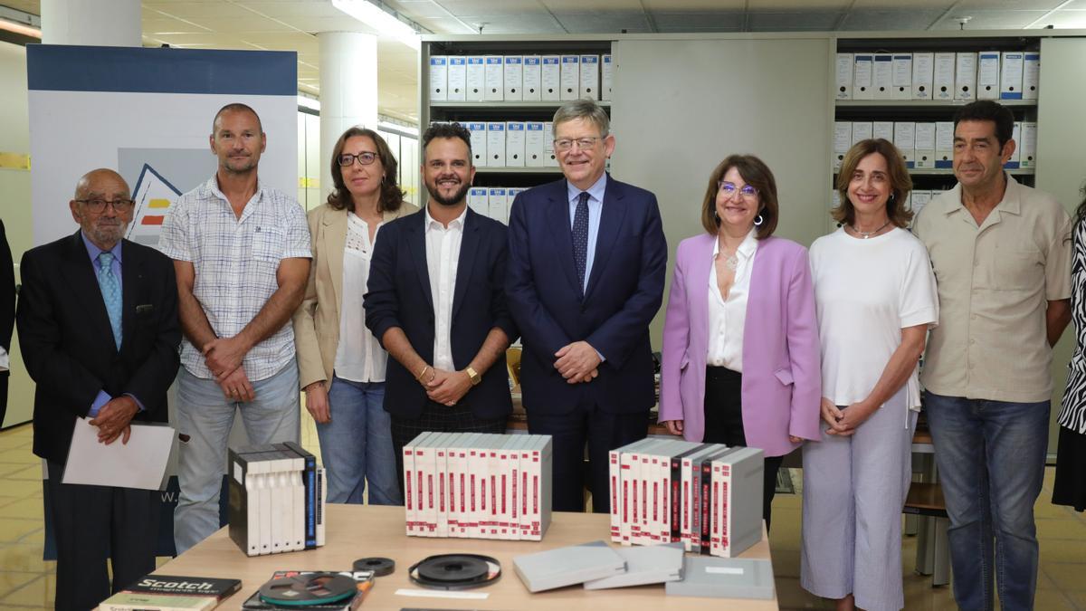 Ximo Puig, en el Archivo de la Democracia de la UA.