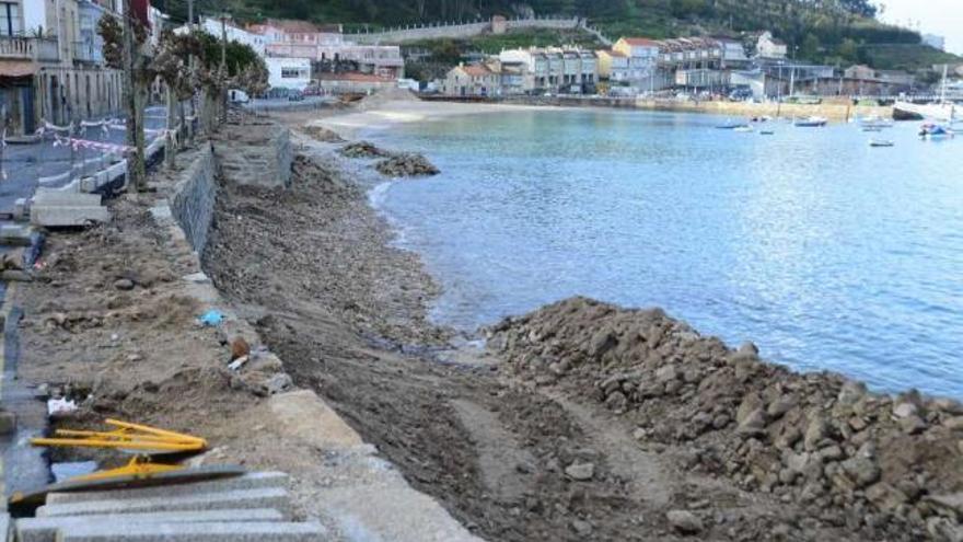 Imagen del estado actual de la zona, con las obras para ampliar y mejorar el paseo.  // Gonzalo Núñez