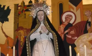 Galardón al escultor Ramón Cuenca por la Virgen de la Soledad