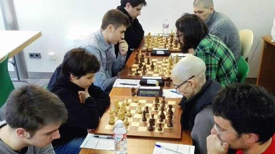 El encuentro entre el Universidade de Ourense y Xadrez Ourense C.