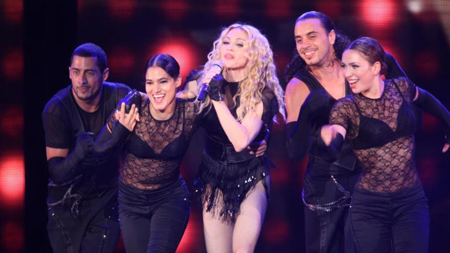 Madonna, durante la gira Sticky and Sweet, en Cheste