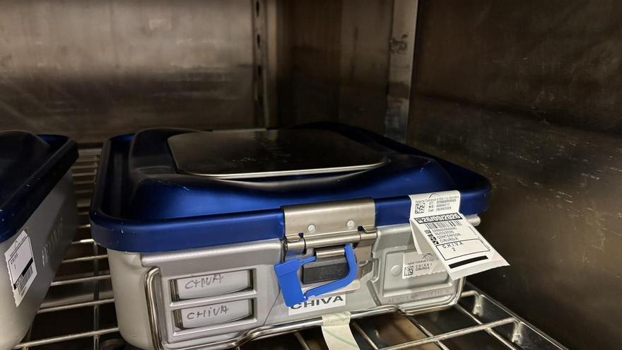 Aposta de l'hospital d'Olot per la seguretat al quiròfan amb un nou sistema digital per rastrejar els estris
