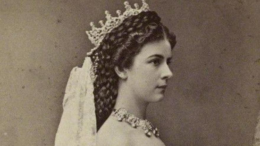 Sissi Emperatriz fue muy conocida en su época por su belleza y su destino trágico.