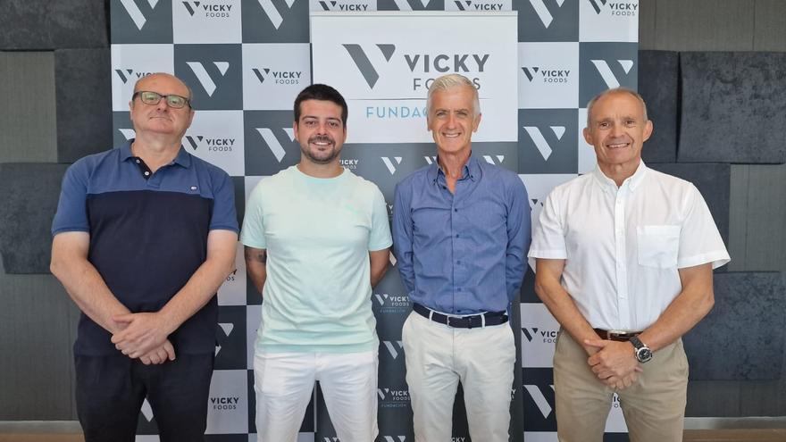 Acuerdo de colaboración entre la Fundación Vicky Foods y la UE Llocnou de Sant Jeroni