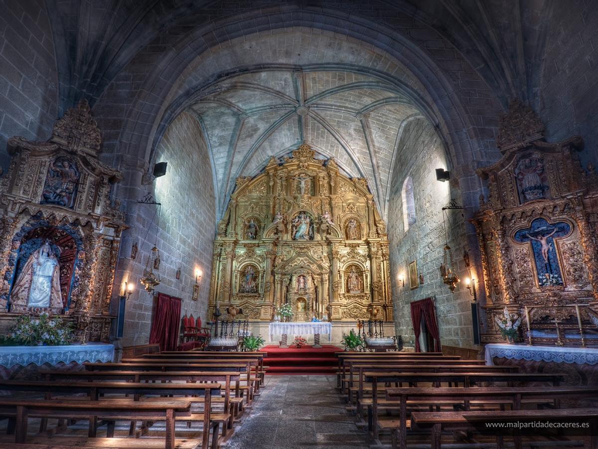 Así es el interior de la iglesia.