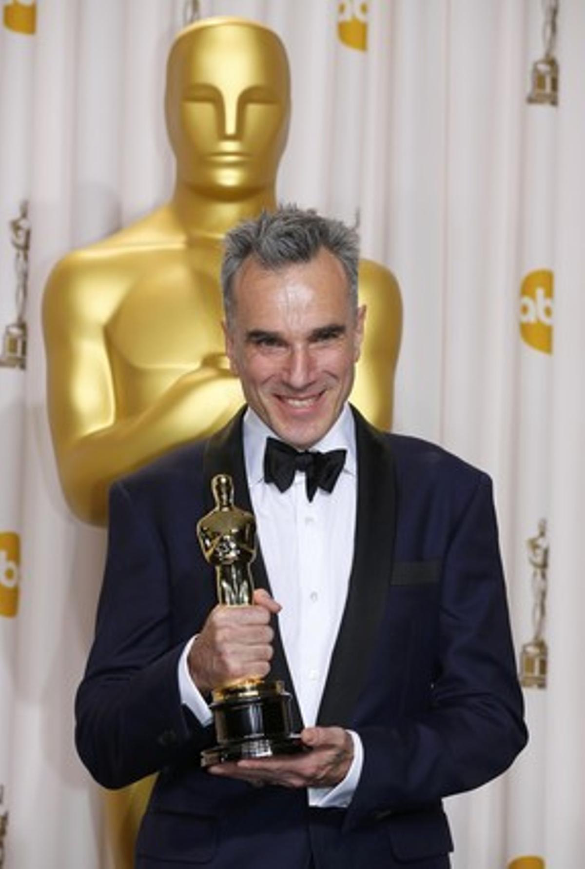 Daniel Day Lewis, amb el seu Oscar al millor actor pel seu paper a la pel·lícula ’Lincoln’.