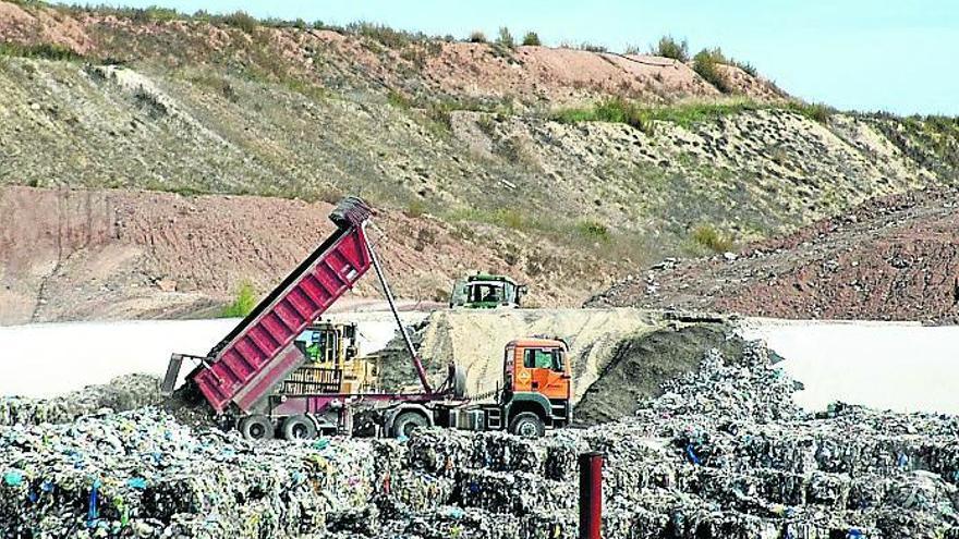 La  planta de residuos sólidos urbanos de Villena.