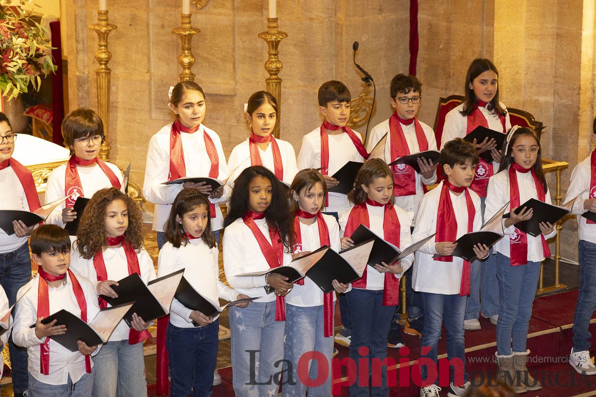 Así ha sido el concierto de Navidad protagonizado por los coros escolares de Caravaca en la Basílica de la Vera Cruz
