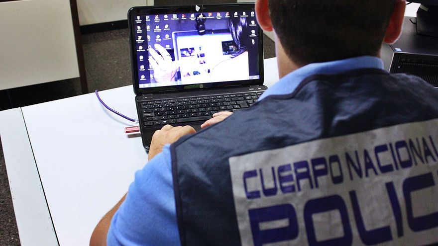 La Policía investiga delitos de pornografía infantil en los detenidos por prostituir niñas