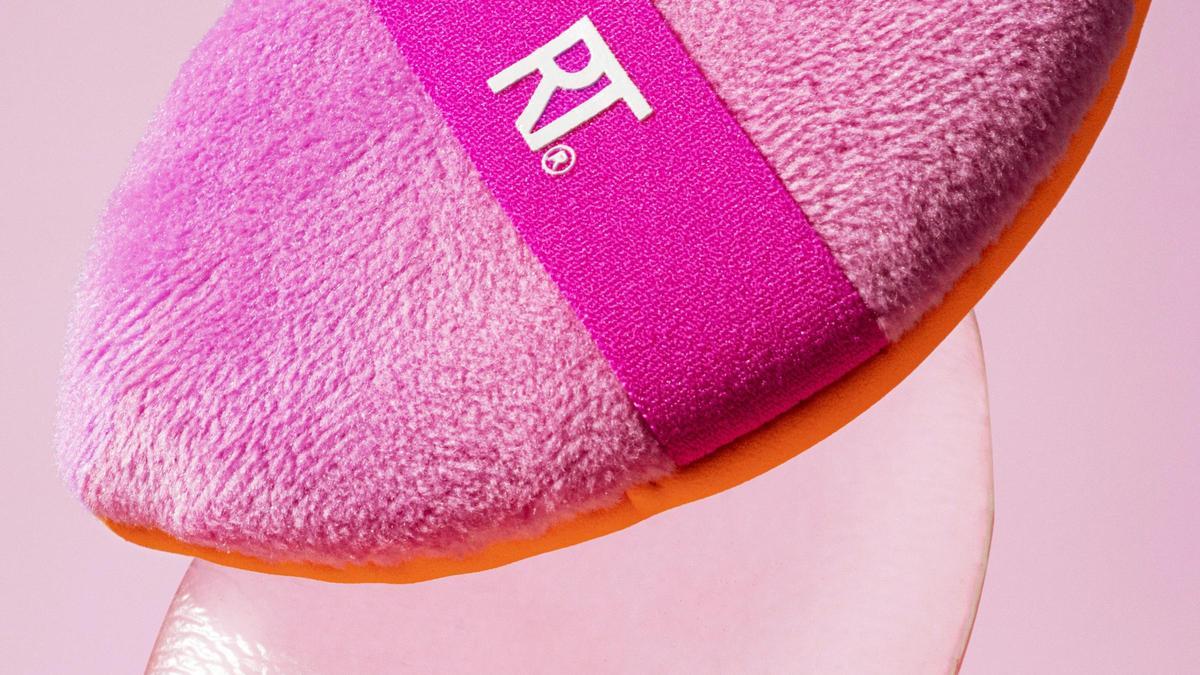 La Miracle 2en1 Powder Puff es una innovadora esponja multiusos de