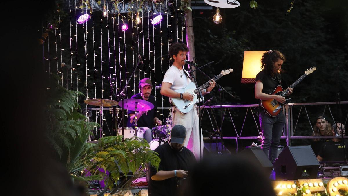 Un concierto del festival "Song's of a Ewan Day"