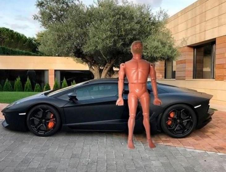 Los memes del nuevo coche de Cristiano