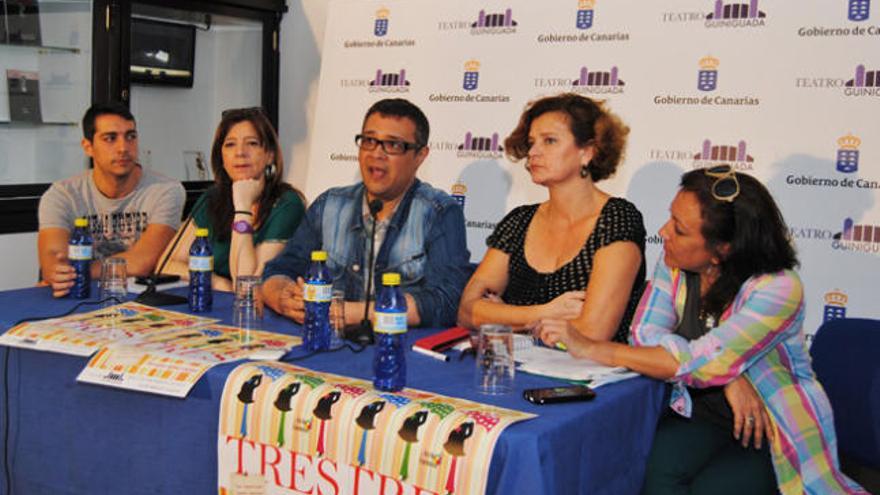 Desde la izquierda: Víctor Formoso, Ma Carmen Sánchez, Quino Falero, Blanca Rodríguez y Yanara Moreno, ayer. | acfi press