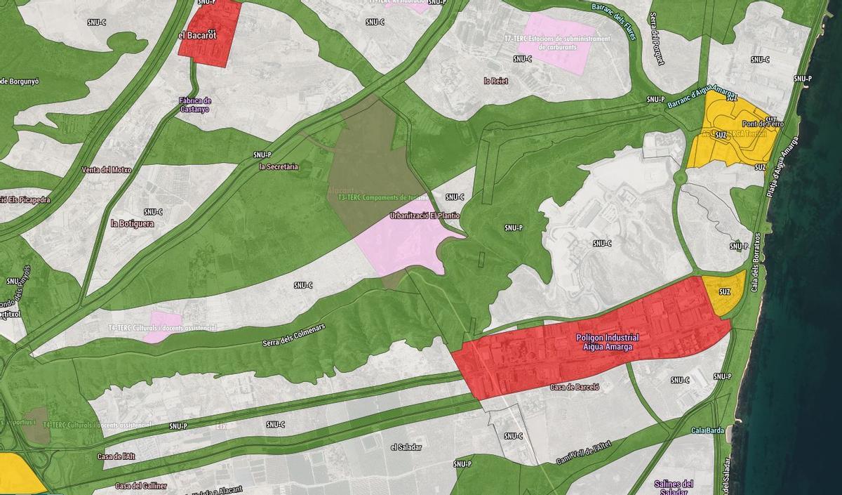 La primera fase de El Plantío, en rosa, junto a la calificación de suelo del Cartogràfic. En verde, el protegido no urbanizable.