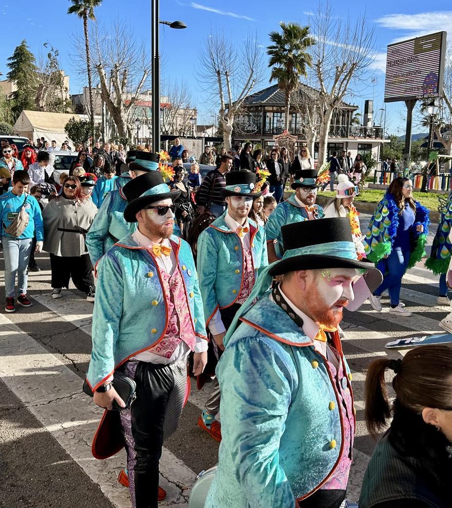 Las máscaras y la alegría conquistan la provincia de Córdoba