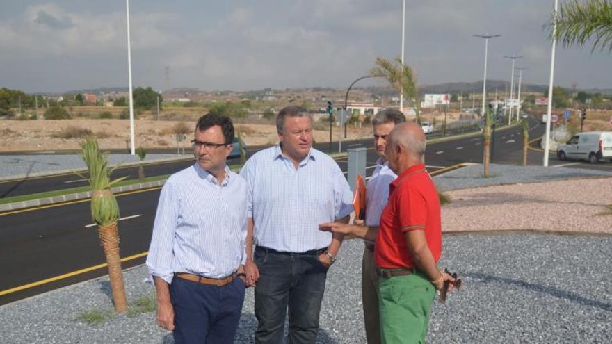 José Ballesta y Francisco Bernabé en la inauguración del nuevo tramo.