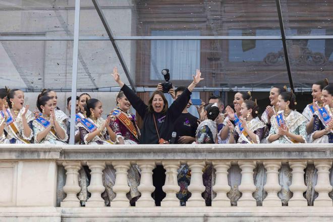 Así ha sido la mascletà del Día de la Mujer