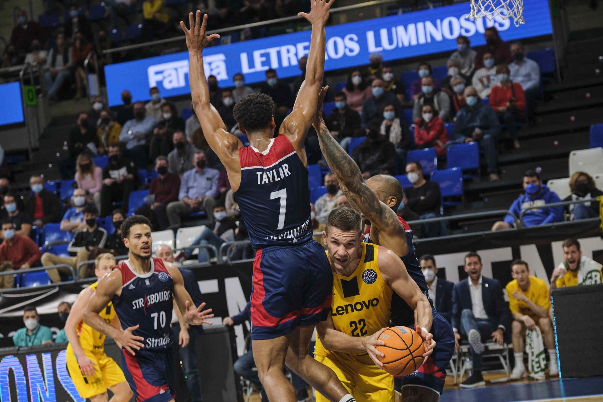 Partido Basketball Champions League: Lenovo Tenerife - SIG Strasbourg