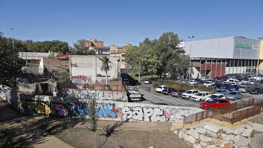 Girona estudiarà els usos urbanístics que pugui tenir l'àmbit del pont de la Barca