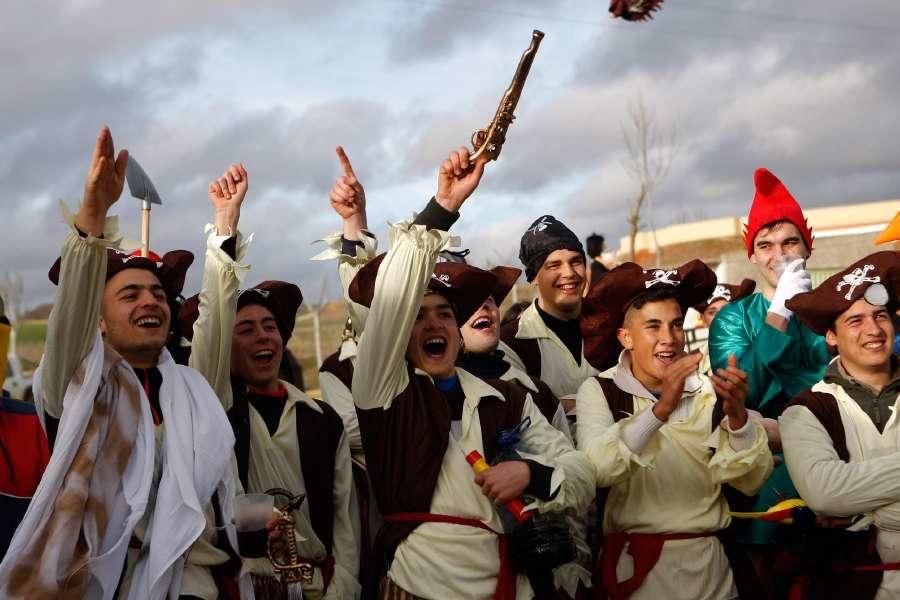 Carrera de Gallos en Fresno de la Ribera