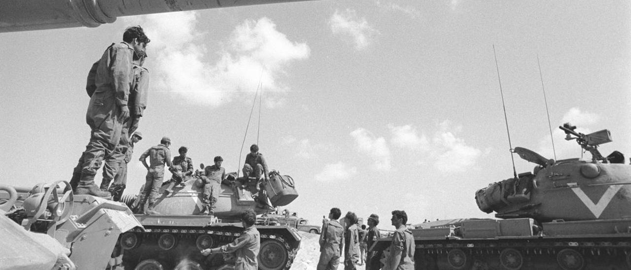 Tanques de Israel durante la guerra del Yom Kippur, en 1973.