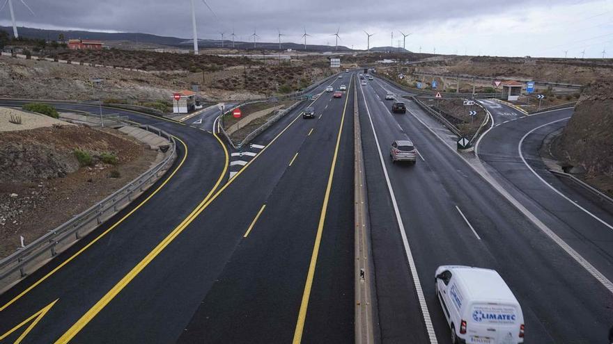 El Gobierno adjudica por 1,6 millones dos tramos del tercer carril de la TF-1