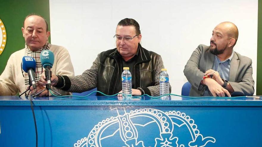 Tejero, Tamargo y López en la rueda de prensa donde se anunció el acuerdo de gestión.