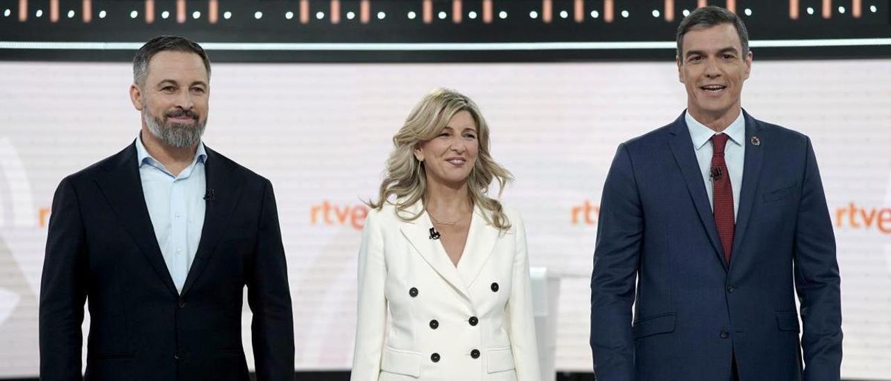 Santiago Abascal, Yolanda Díaz y Pedro Sánchez en el debate electoral a tres.