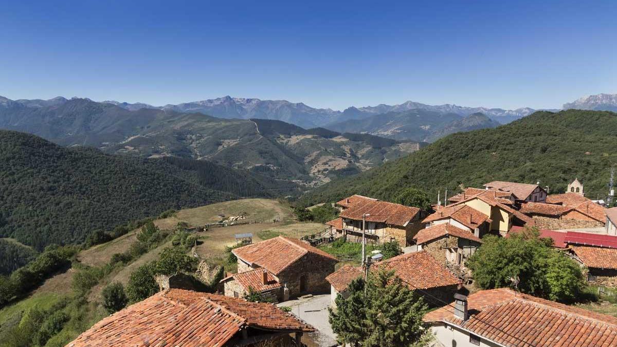 Liébana: un paseo de altura por los Picos De Europa