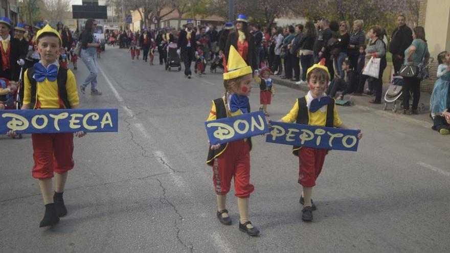 El carnaval empieza en el cole