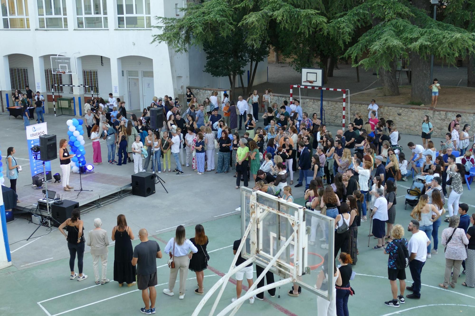 Més de mig miler de persones participen en la trobada d'exalumnes de les Escolàpies