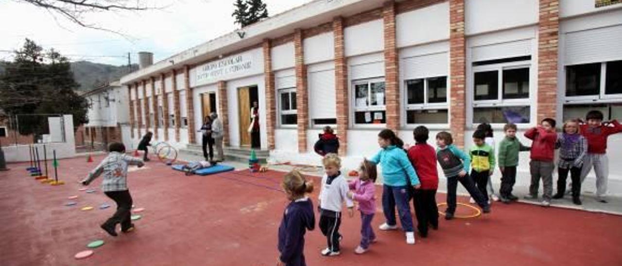 Educación reagrupa en un solo centro los colegios de Orxeta, Sella y Relleu