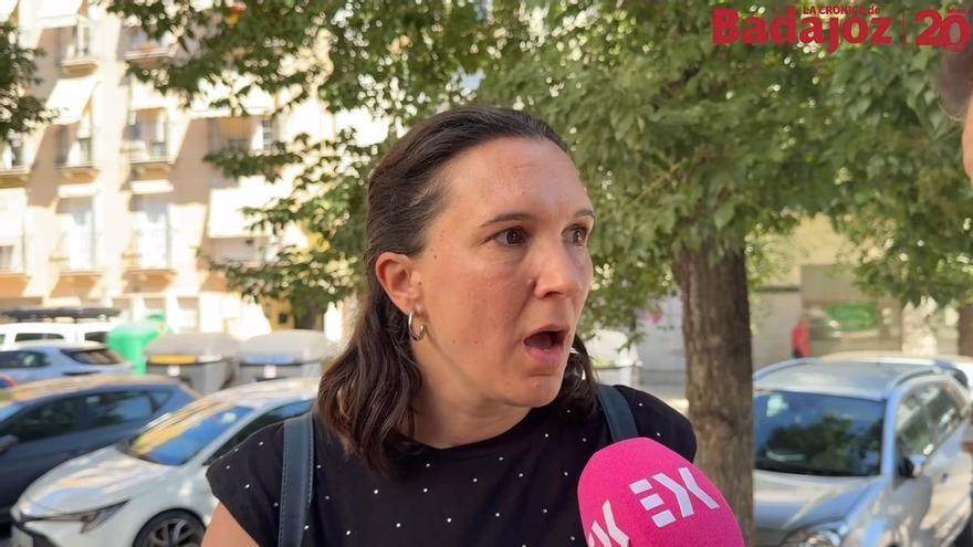 Vídeo | Familias del colegio Lope de Vega de Badajoz protestan por la supresión de líneas en Infantil