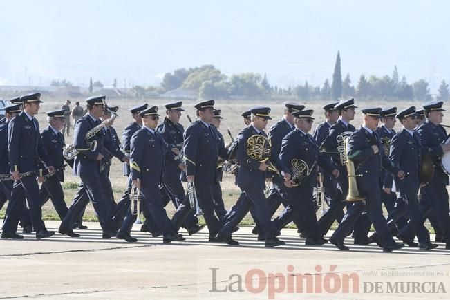 Homenaje al primer salto paracaidista militar en la Base Aérea de Alcantarilla