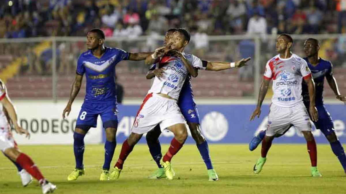 Santos y Árabe Unido empataron en la Concacaf