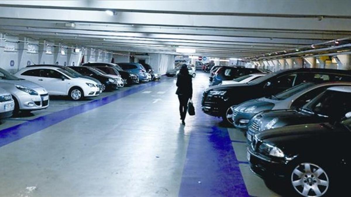 El aparcamiento de plaza de Catalunya, el primero que Saba construyó en Barcelona en 1968, ayer.