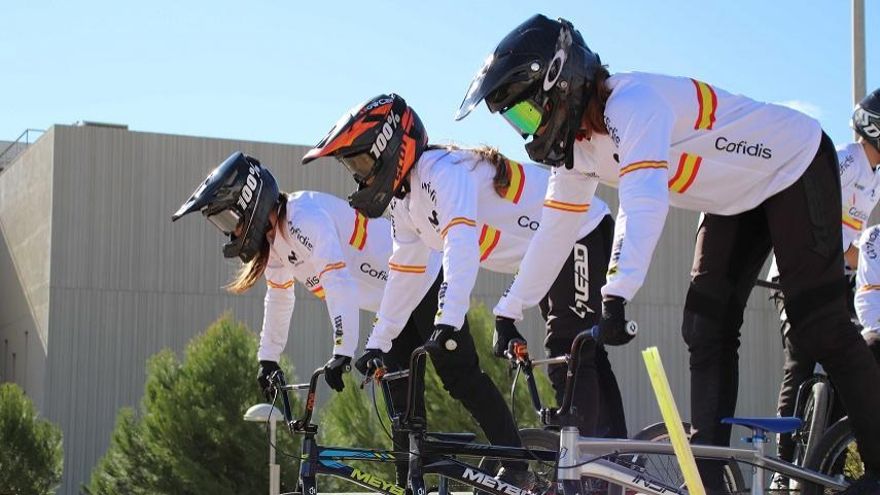 Adriana Domínguez, Fabiola Contamina y Lara Palacio citadas con la selección española