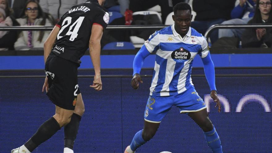Bil encara a Valjent en el Deportivo-Mallorca de dieciseisavos de final en Riazor. | Carlos Pardellas