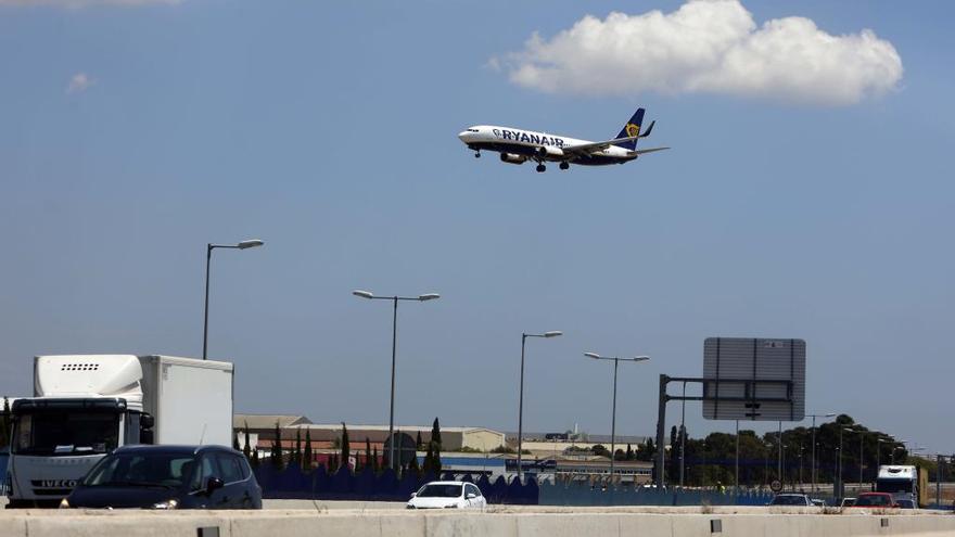 Quart pedirá a AENA y Fomento que se revise la huella acústica del aeropuerto