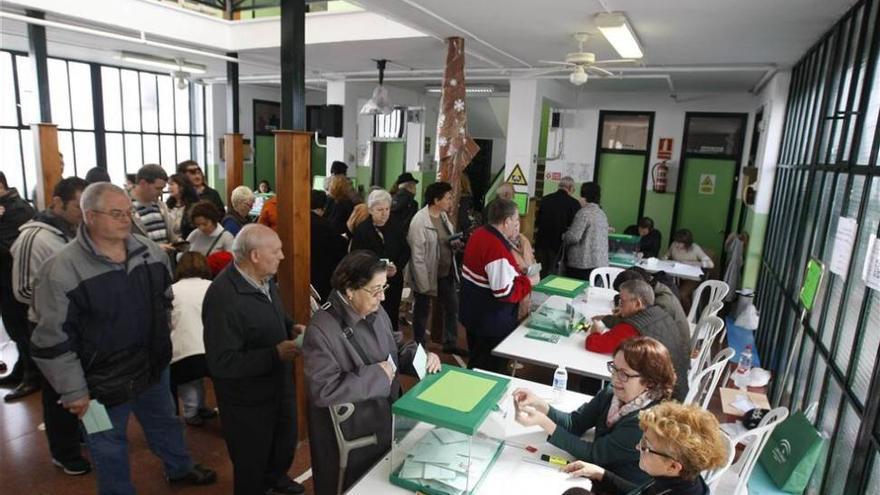 El PP gana en 42 barrios y el PSOE en 21