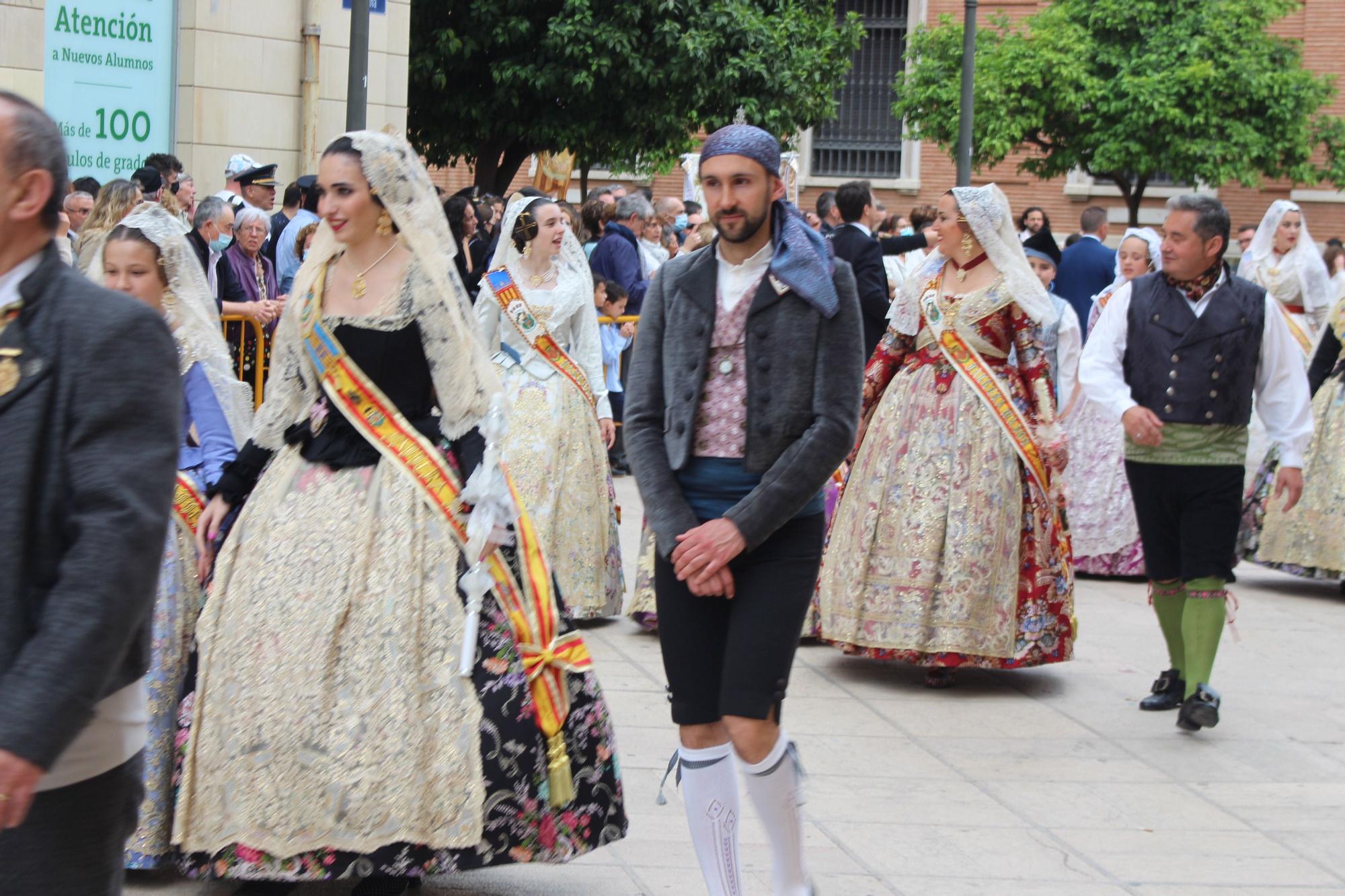 La fuerza de las Fallas en la Procesión de la Virgen (III)