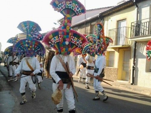 Festival de Folclore en Carbajales de Alba