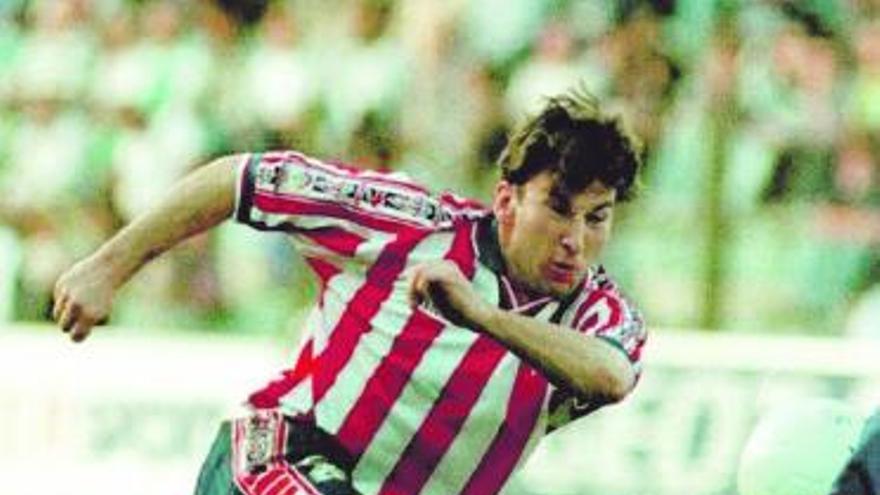 Jesús Enrique Velasco, en su etapa como jugador del Sporting.