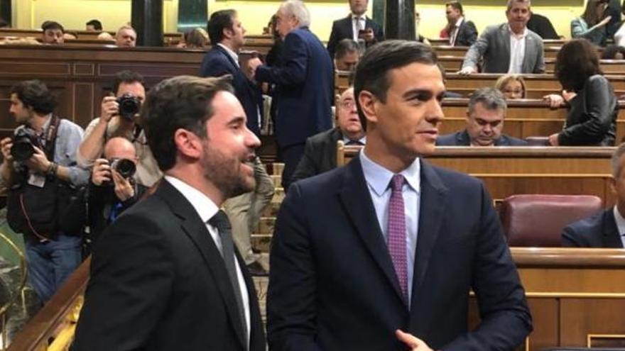 Fagúndez, con Pedro Sánchez en el Congreso de los Diputados esta mañana.