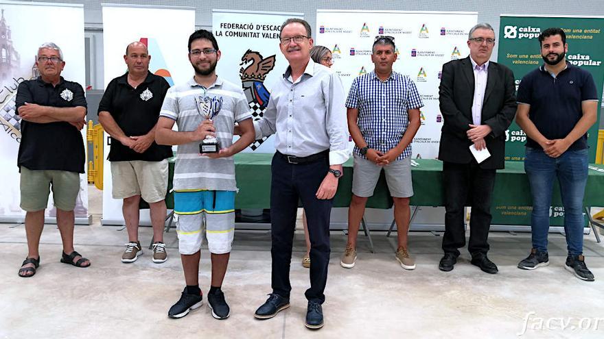 Nahún Gavarrete vencedor del II Torneo de Ajedrez Costa de Azahar