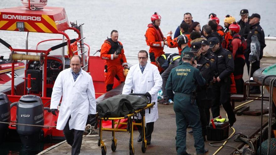 Encuentran en la Playa de Orzán de A Coruña el cadáver de la joven desaparecida hace diez días