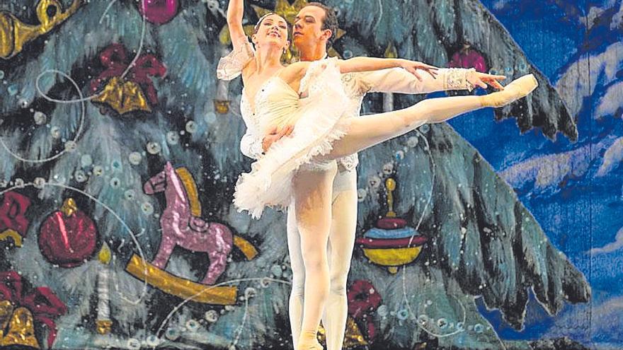 &#039;El Cascanueces&#039;: el ballet de Kiev se ajusta en Águilas a los cánones de este clásico navideño