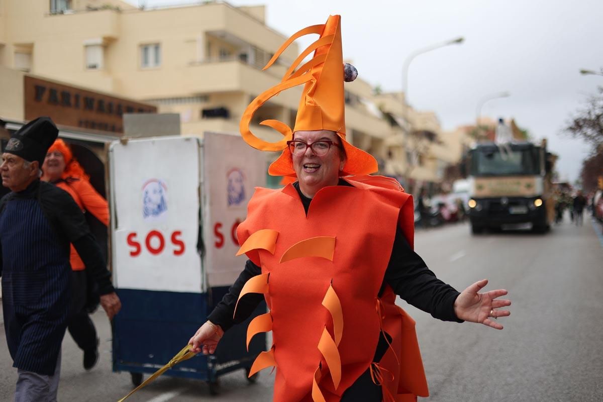 Búscate en las imágenes de la rúa de Carnaval de Ibiza
