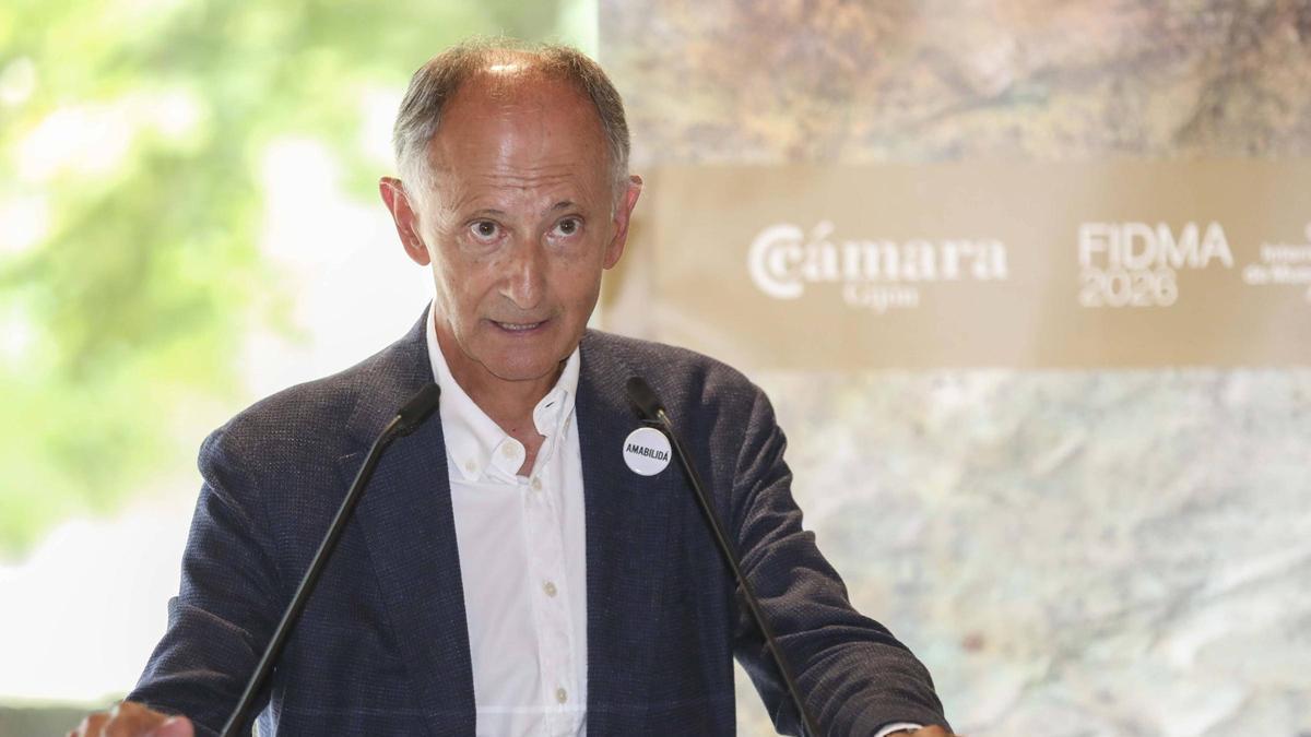 Javier Sáenz de Jubera, presentando la Capitalidad durante el Día del Empresariado, en la Feria de Muestras.