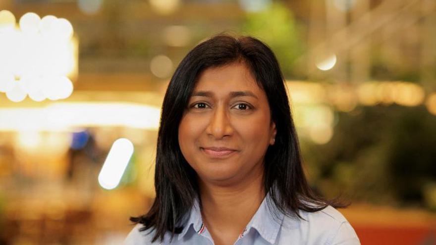 La directora financiera de Booking.com, nueva consejera de Coca-Cola EP tras la marcha de Guillaume Bacuvier